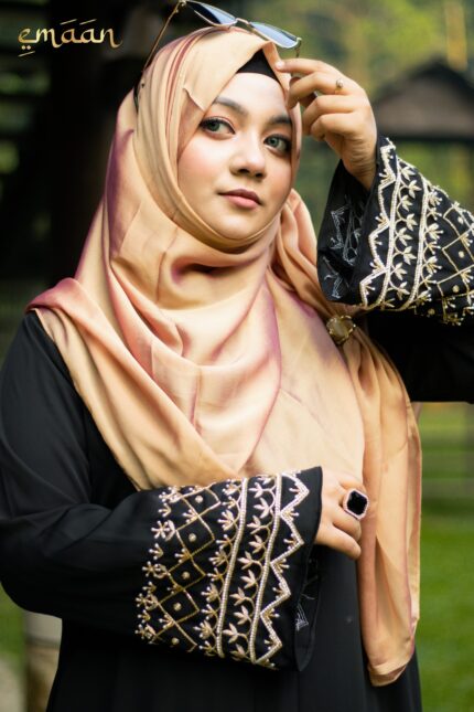 Abaya E Zafin