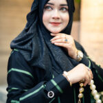 Abaya E Mannat