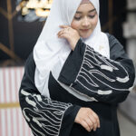 Karchupi Abaya Maheen