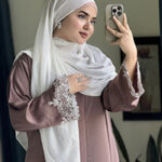 Abaya E Rohshanas