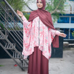 Zipper Cape with Skirt