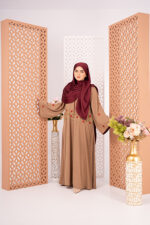 Bismal Embroidered Karchupi Abaya - Image 3