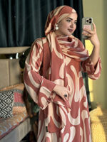 Printed Regular Abaya with Hijab - Image 2