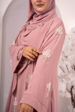 Ushna Karchupi Abaya - Image 6