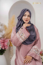 Embroidered Karchupi Abaya Arafta
